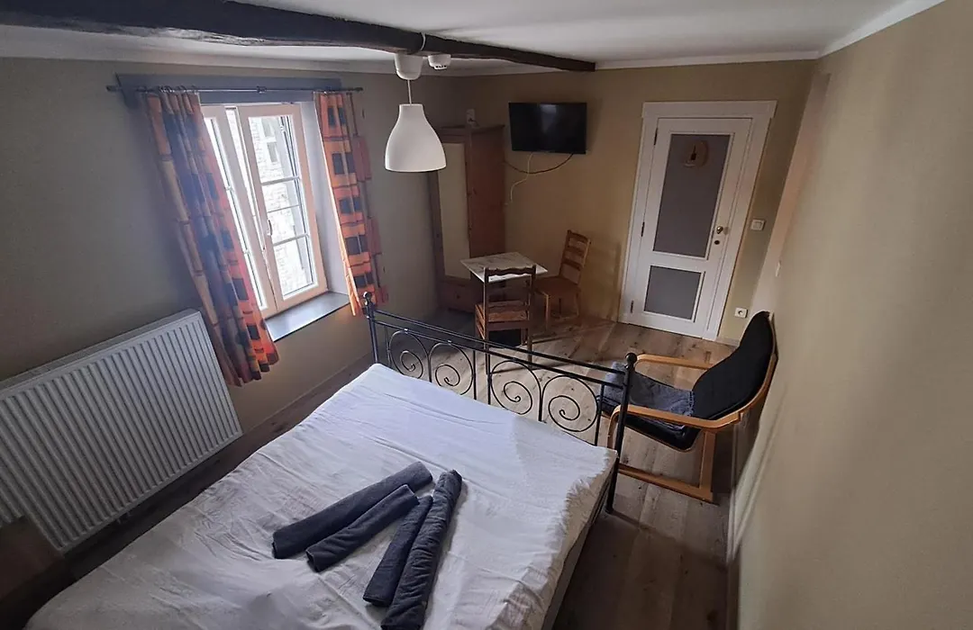 B&B Aux 10 Clefs-1